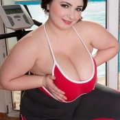 The Lavina Dream in a Sexy BBW Workout